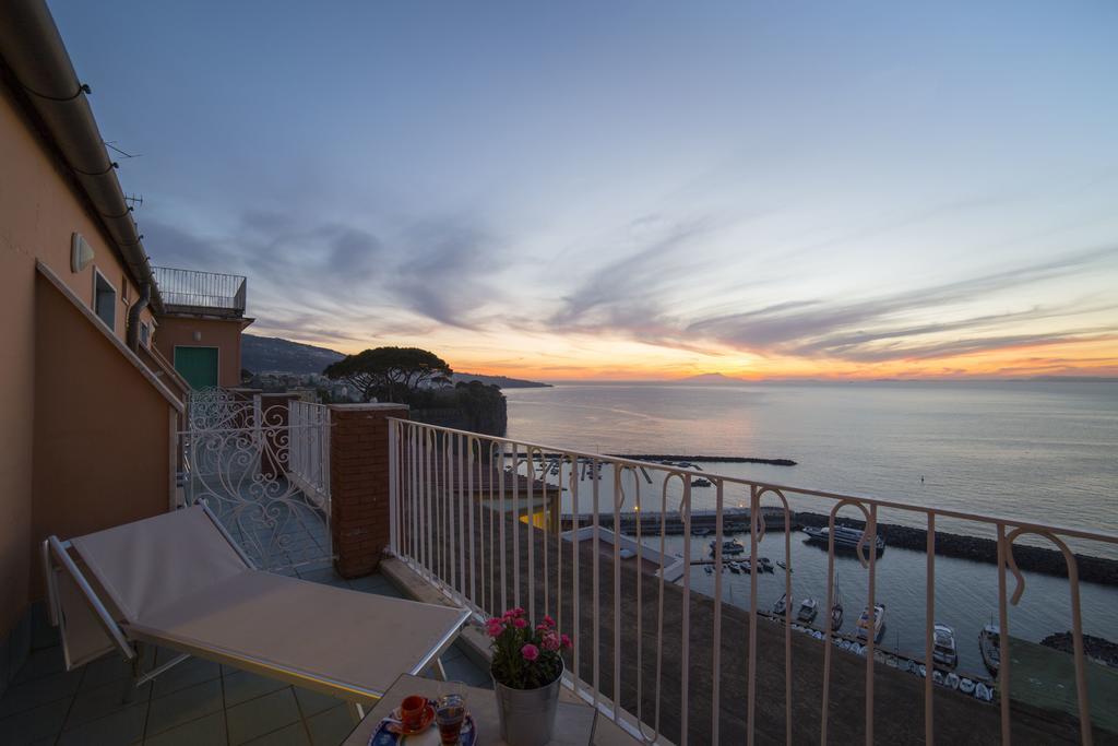 Hotel Cosmomare Piano di Sorrento Exterior foto